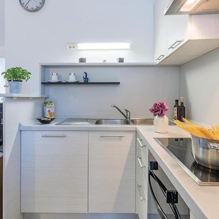 Amazing Apartment In Medulin With Wifi Esterno foto