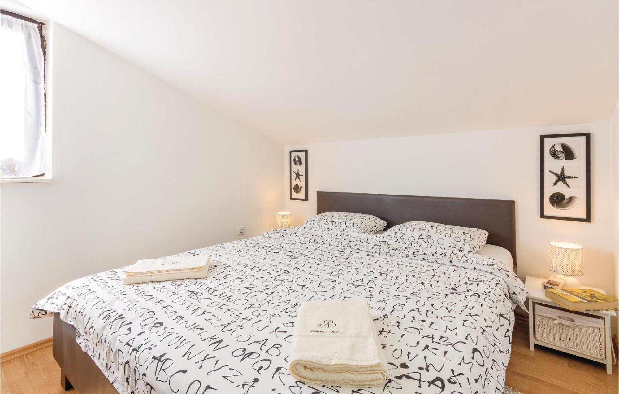 Amazing Apartment In Medulin With Wifi Esterno foto